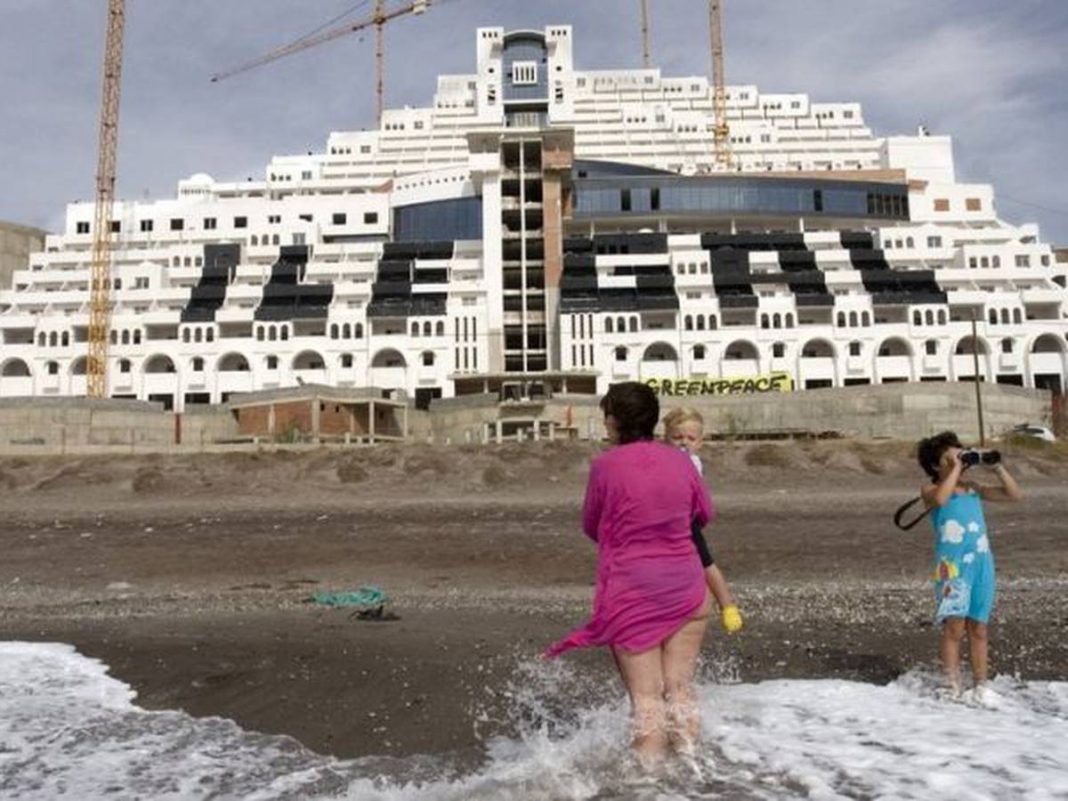 Las peores playas de Granada y Almería