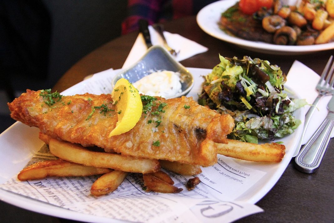 Dorada frita la forma original de comer pescado de otra manera