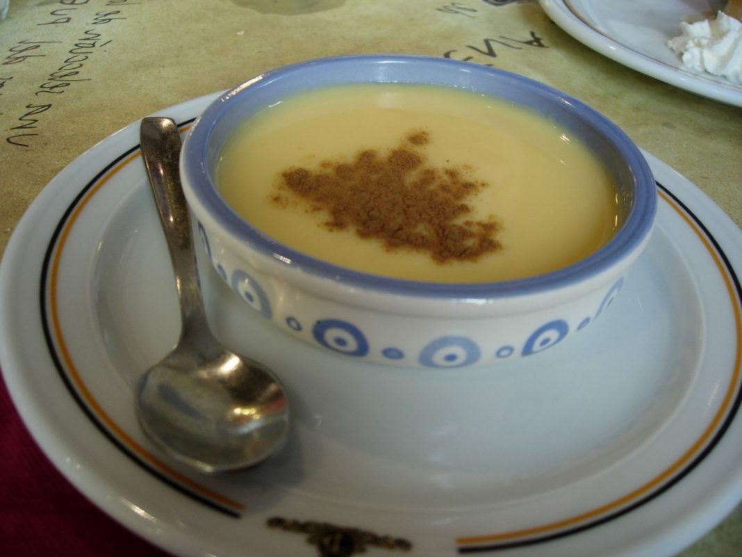 Natillas caseras sin huevo que saben igual que las de la abuela