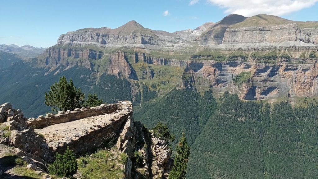 Los pueblos de España con los miradores más impresionantes