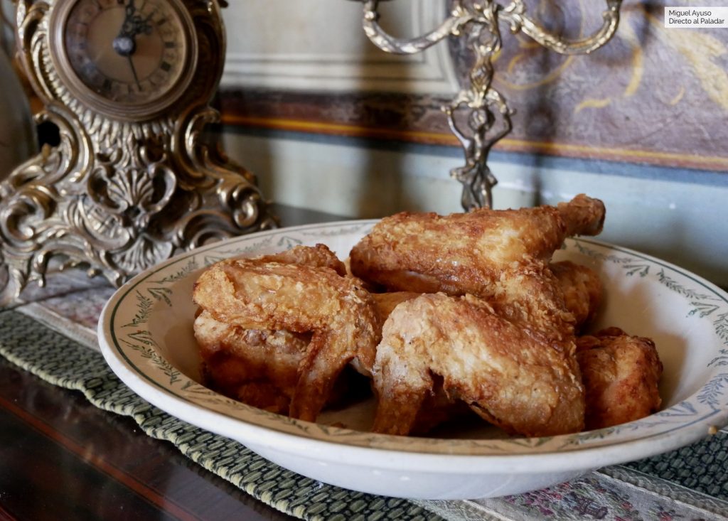 Pollo frito: la receta casera con la que te quedará mejor que el de KFC