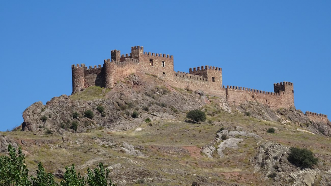 El Castillo de Riba de Santiuste en Guadalajara