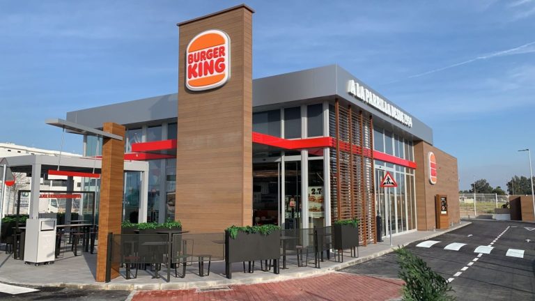 Los expertos se mojan: este es el ejercicio que tendrías que hacer para bajar las calorías de un whopper de Burger King