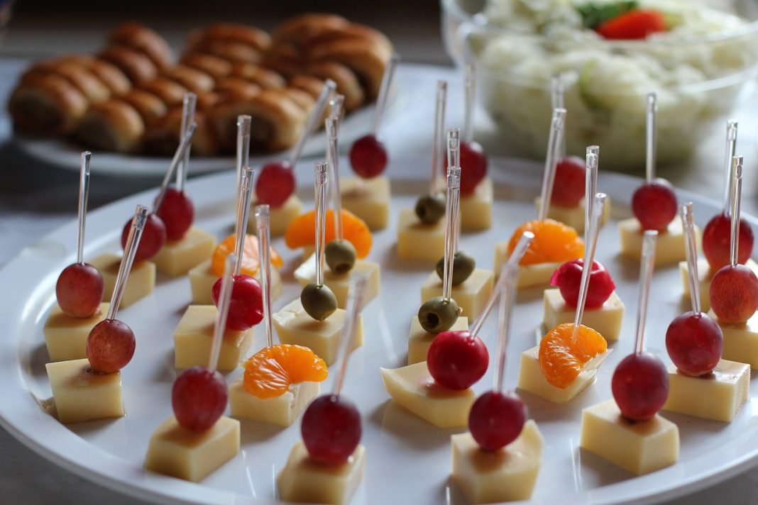 10 opciones de canapés fáciles y rápidos para estas fiestas