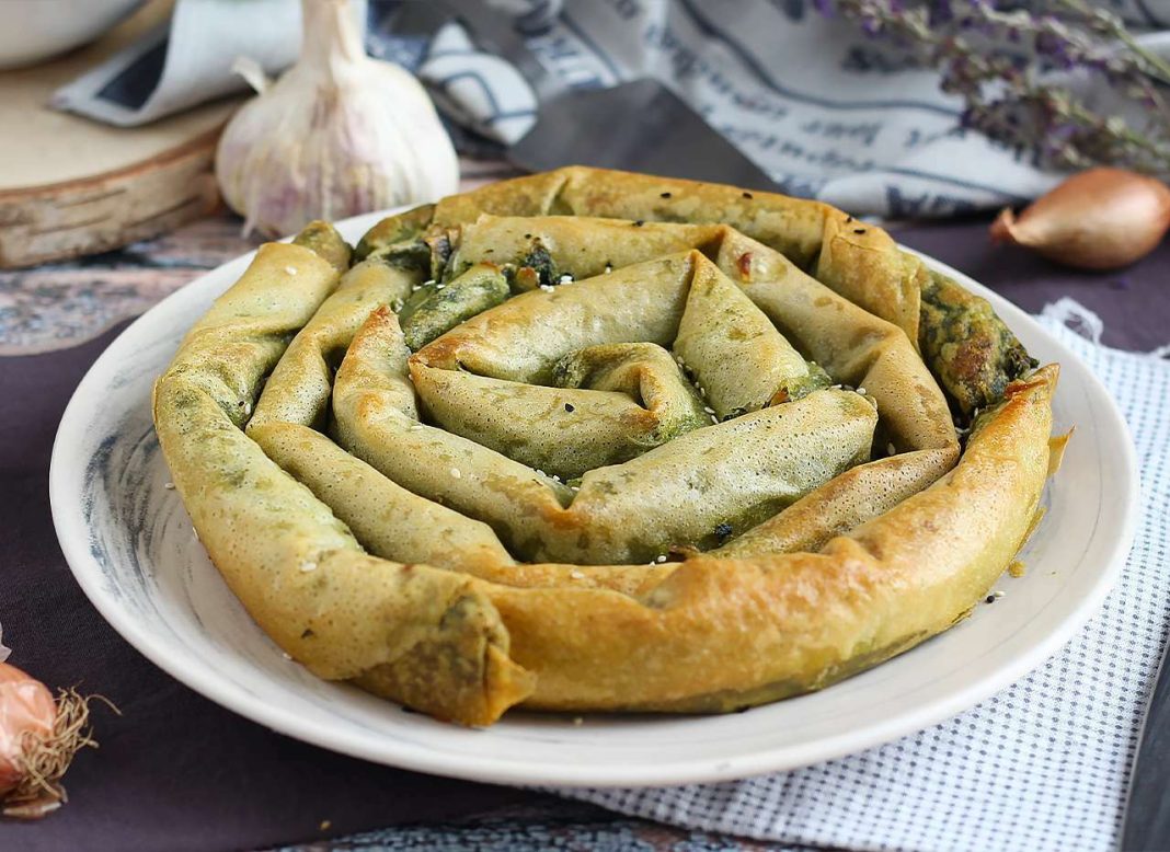 Qué es el borek que preparan en Tierra Amarga y cómo se hace