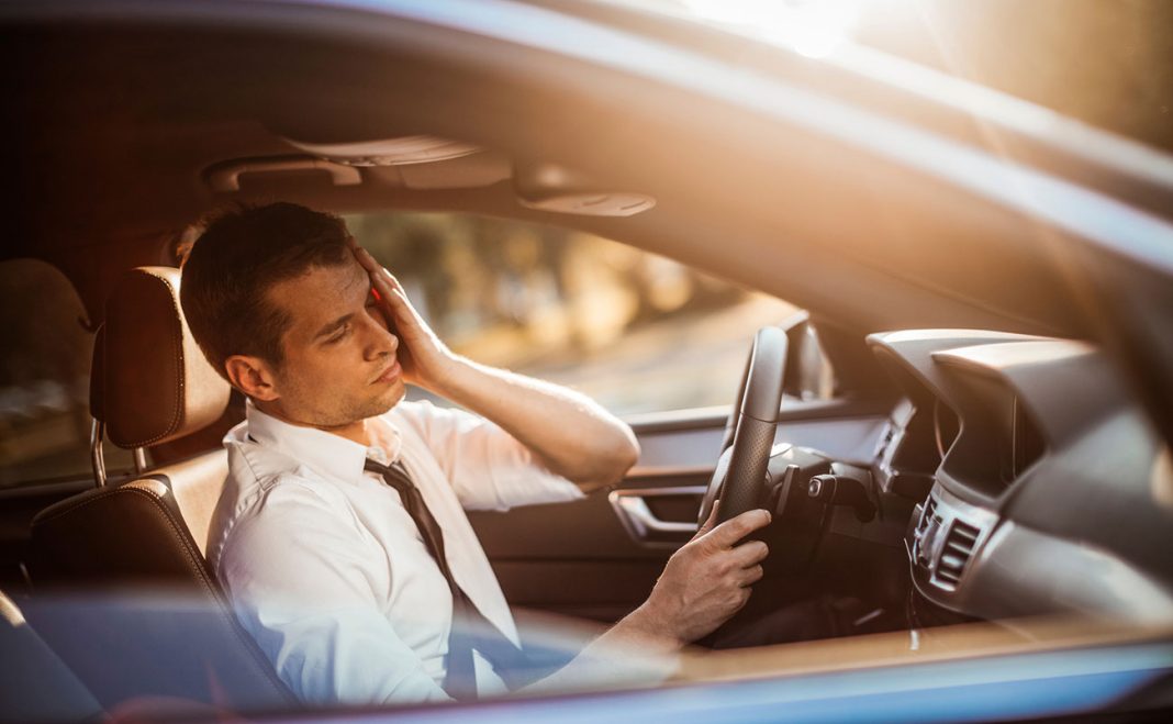 DGT: los peligros que tendrás si conduces con resaca