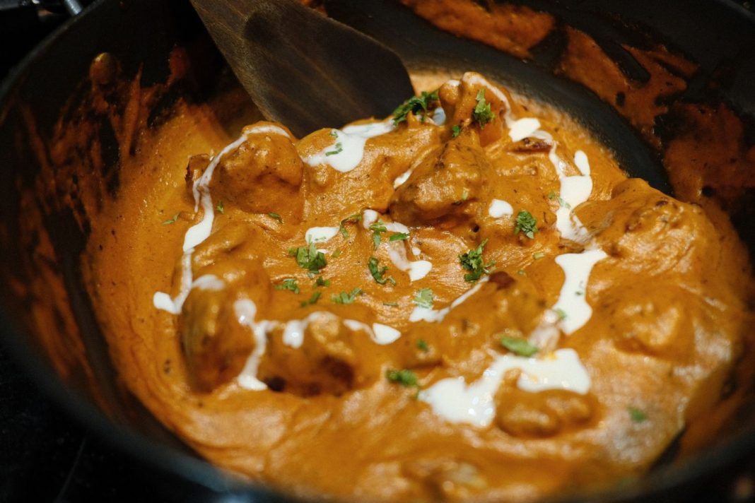 Pollo al curry el ingrediente secreto para que quede irresistible