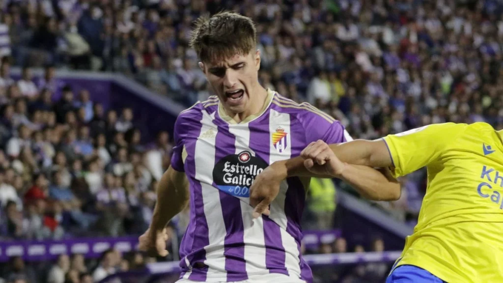 Se Ha Destacado En El Torneo Local