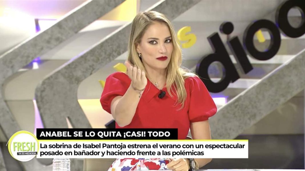 Alba Carrillo desmintió los dichos de Javier