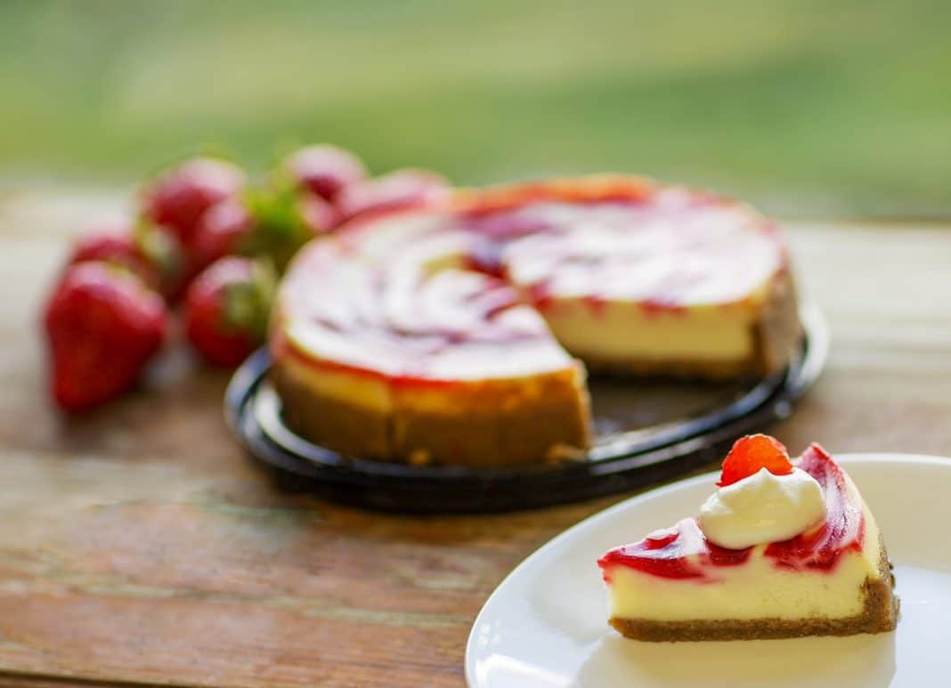 La sencilla tarta de queso de Jordi Cruz con la que quedarás como un gourmet