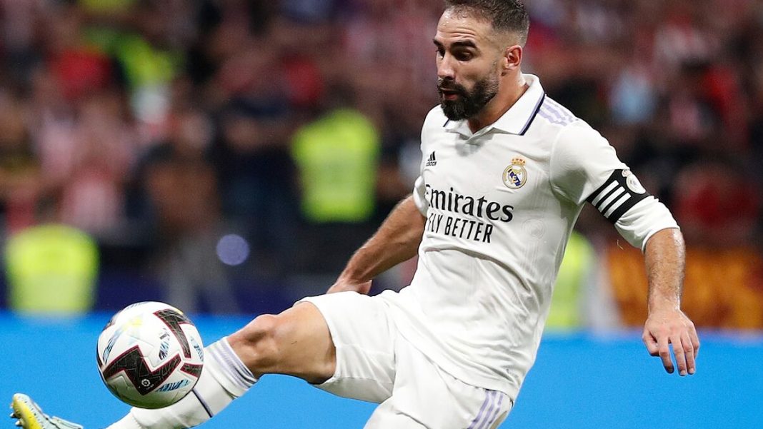 Dani Carvajal podría pescar un lugar luego del infortunio de Alaba