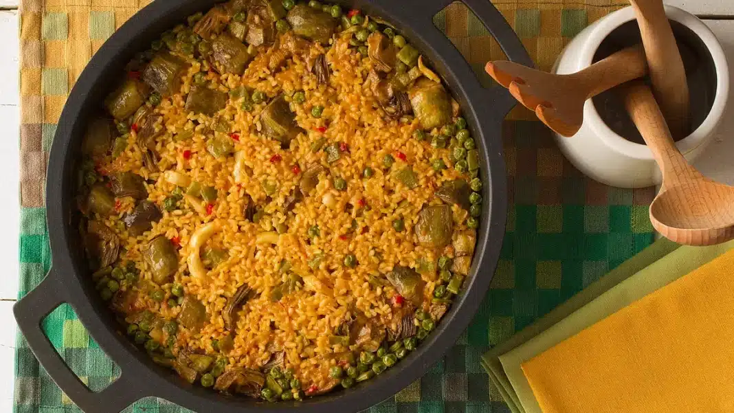 La espectacular paella de Dabiz Muñoz que pueden hacer hasta los principiantes