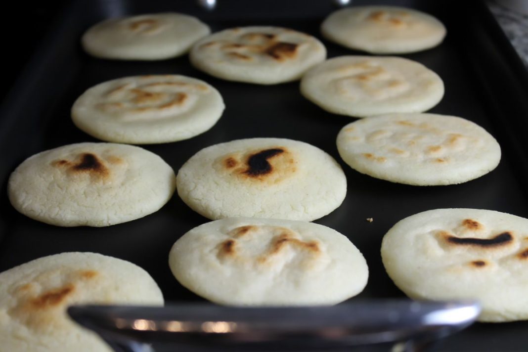 Como cocinar las arepas