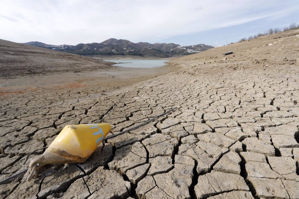 Por Qué Sube El Precio Del Agua: Sequía, Inversión En Infraestructuras Y Ajustes Por El Ipc