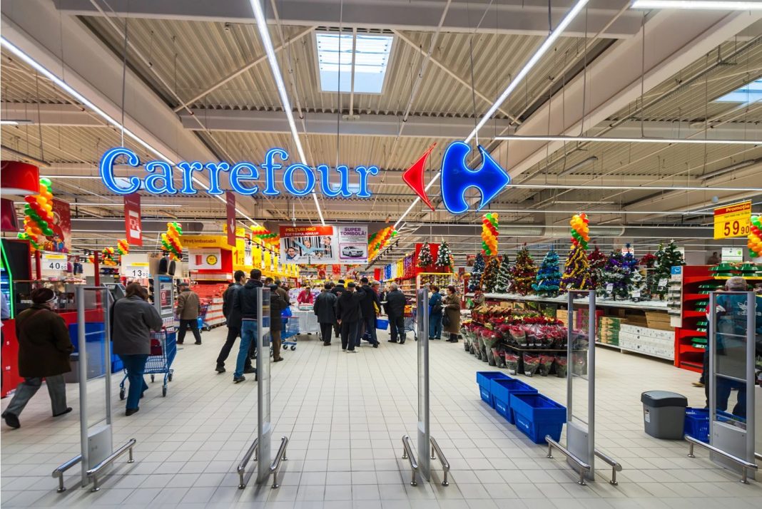 Carrefour seduce con esta ropa de encaje de marca al 70 % de rebajas