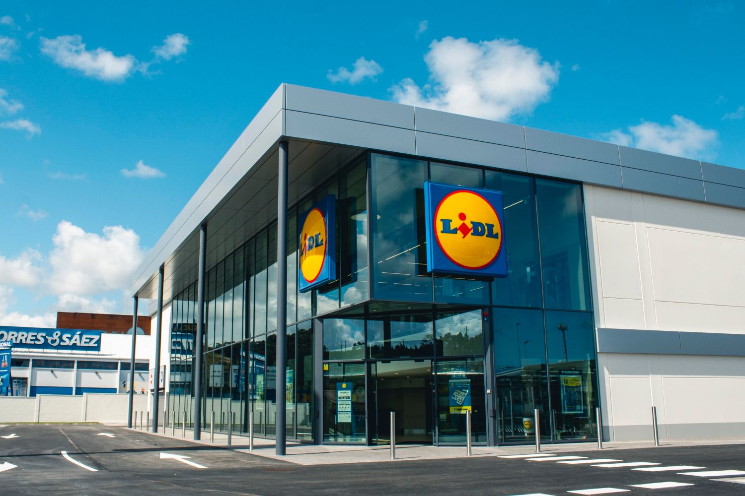 El chollazo de Lidl para tender la ropa los días de lluvia