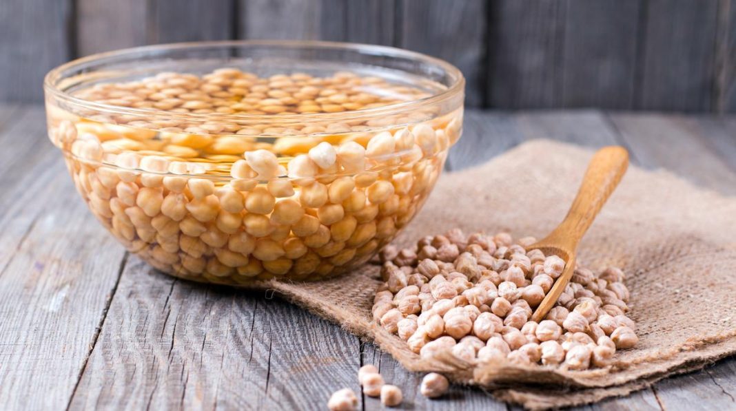 Garbanzos con acelgas: La receta más sana y barata de Arguiñano