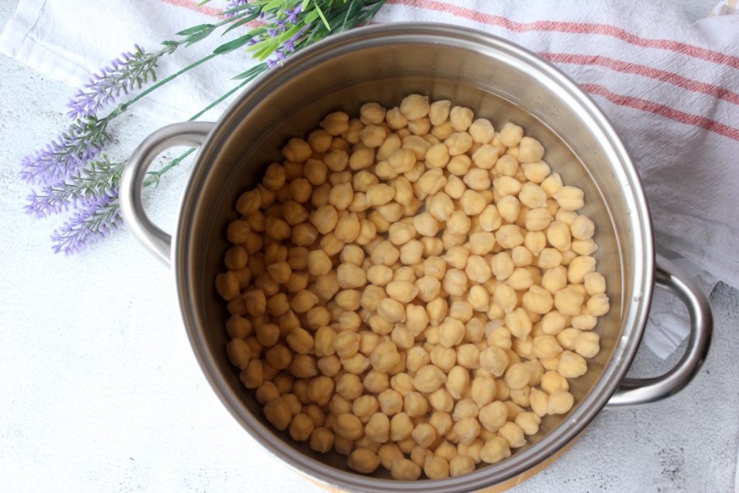 El truco de Arguiñano para una ensalada de garbanzos de primera