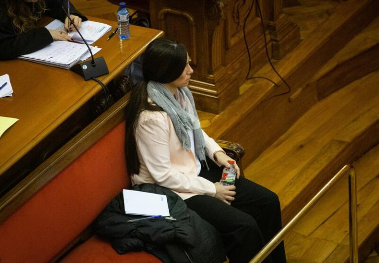 La Generalitat levanta la restricción de llamadas a Rosa Peral por dar entrevistas desde prisión