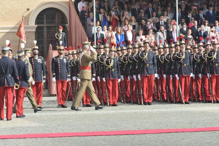 El Rey le recuerda a la princesa Leonor su compromiso de «servir a España con toda tu energía y determinación»