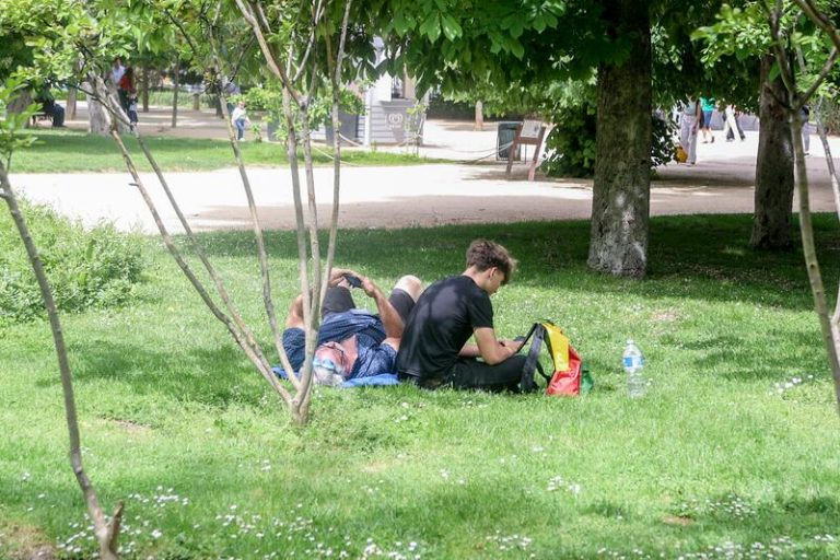 El episodio «extraordinario» de calor, que suma 10 días consecutivos de récord de calor, cesará el sábado, según AEMET