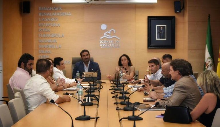 Los municipios de la Costa del Sol Occidental acordarán medidas comunes para el ahorro del 20% de agua