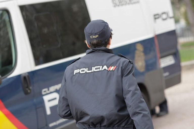 Un hombre mata a otro a puñaladas en una pelea en un bar de Palma de madrugada