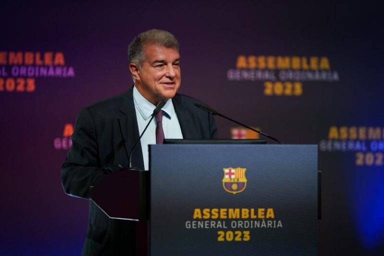 Laporta: «Salvar al Barça de la quiebra no se improvisa»