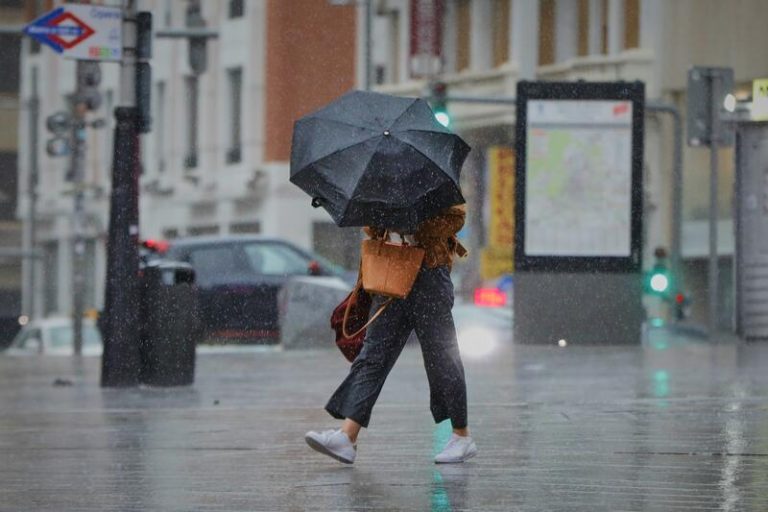 La borrasca ‘Bernard’ sigue en la Península aunque las lluvias van cesando y las temperaturas suben en el tercio norte