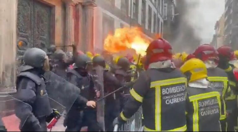 SUP reitera que dos agentes sufrieron lesiones en la protesta de bomberos de Ourense y censura su «actuación violenta»