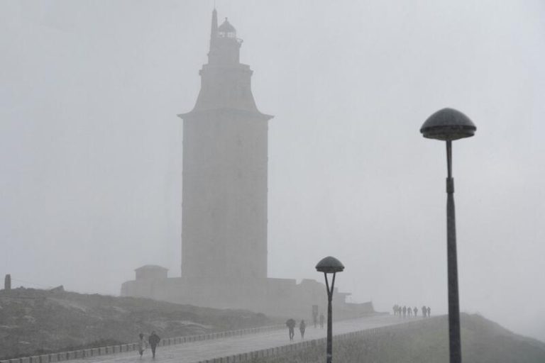 Un nuevo frente llegará hoy por el atlántico, dejará lluvias en la mitad oeste y subirán las temperaturas