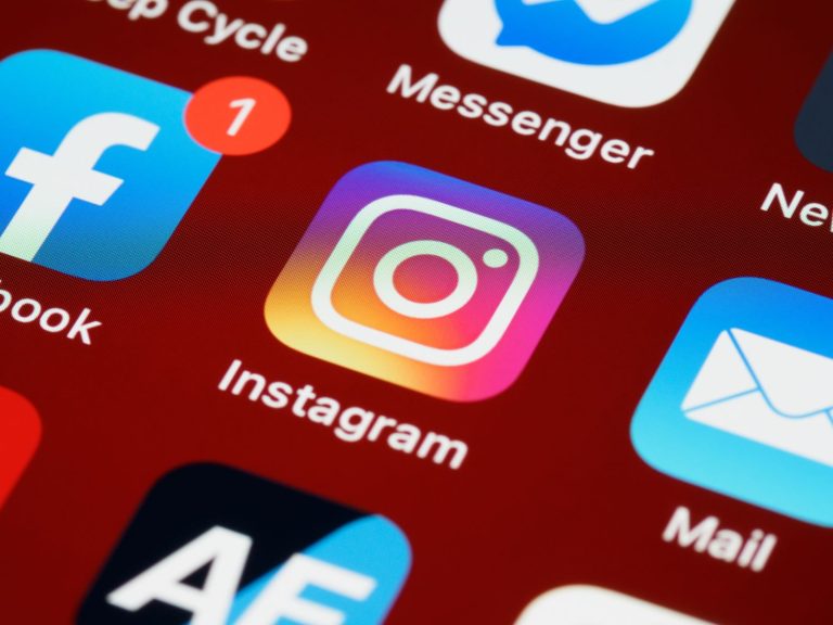 Descubre por qué tendrás que pagar a partir de ahora si tienes Instagram o Facebook