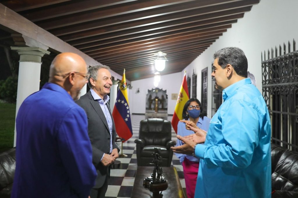 Europapress 4935746 Presidente Venezuela Nicolas Maduro Recibe Expresidente Espanol Jose Luis