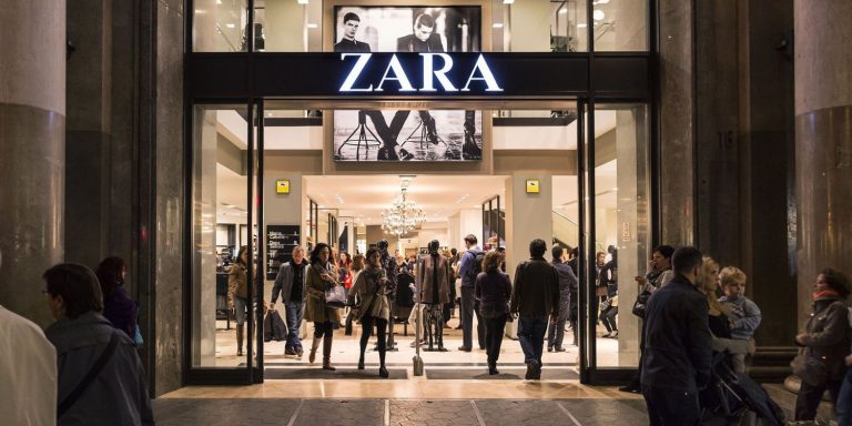 Descubre los 5 vestidos de Zara que más se llevarán este invierno