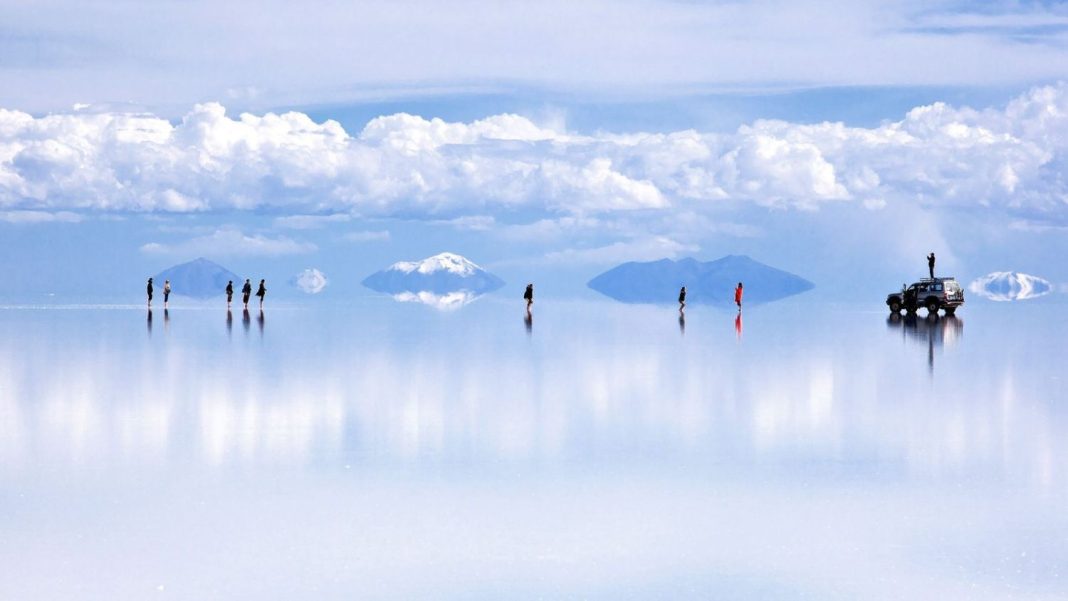 Salar de Uyuni, Bolivia: El Espejo de Sal Más Grande del Mundo