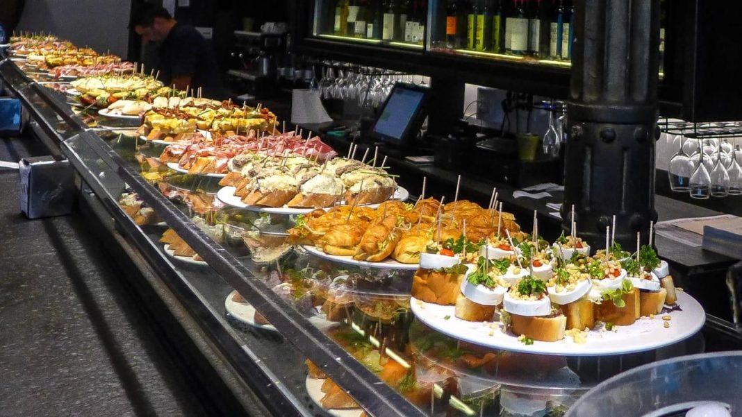 San Sebastián: Un viaje culinario a la elegante ciudad de los Pintxos