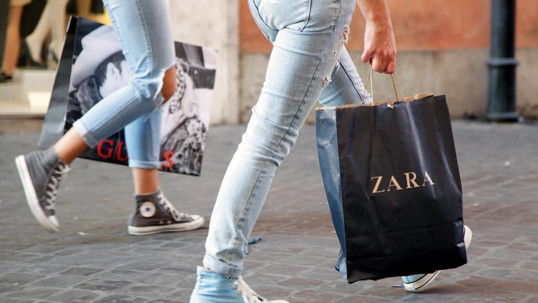 Zara triunfa en Tik Tok gracias a estos pantalones de moda