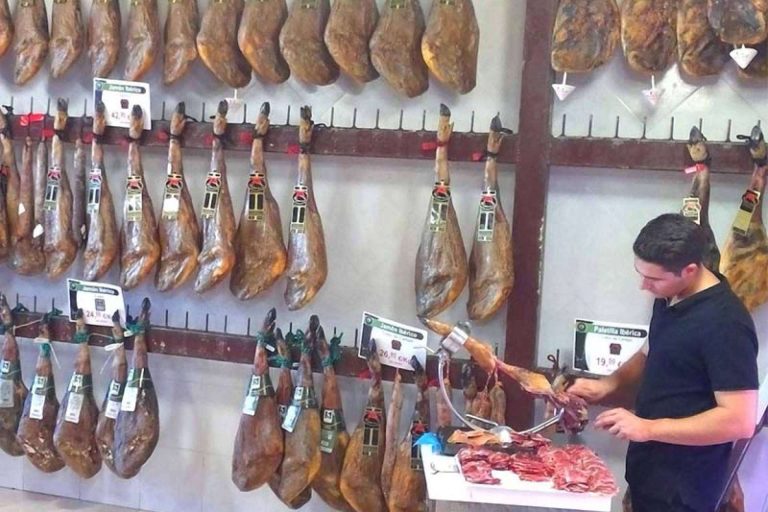 La Despensa Extremeña permite adquirir jamón de bellota