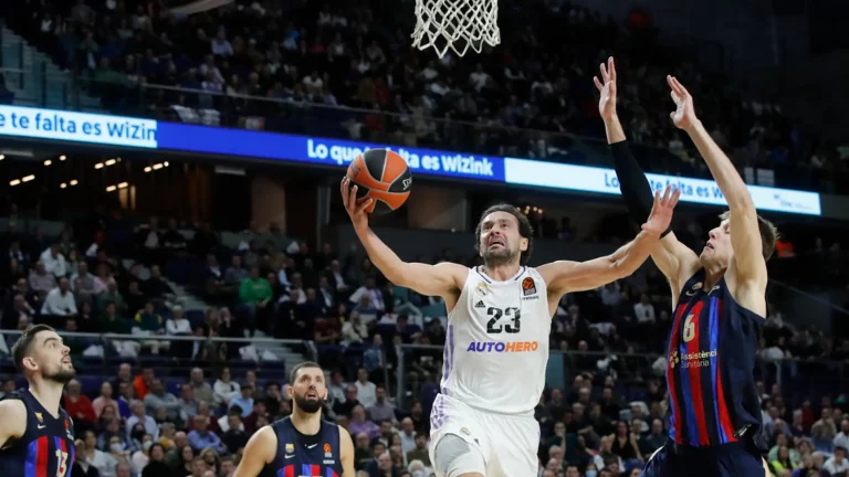 El Real Madrid gana el clásico del WiZink a un chistoso Barcelona que fue una farsa