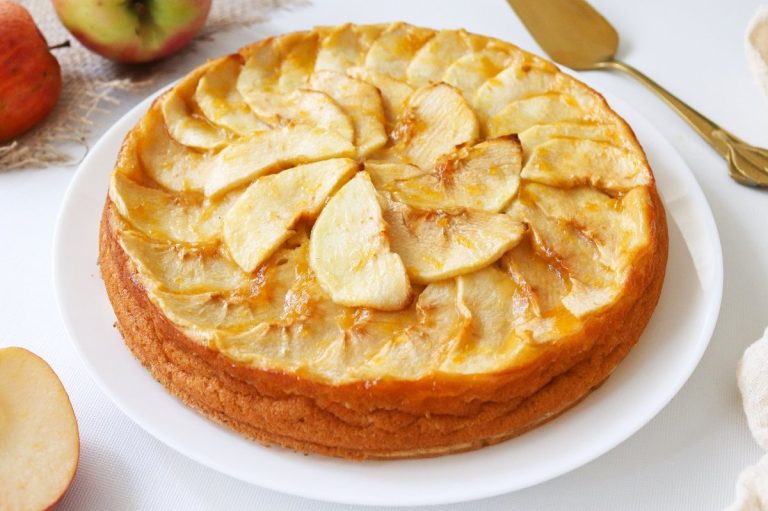 Prepara esta increíble tarta de manzana en tan solo unos minutos