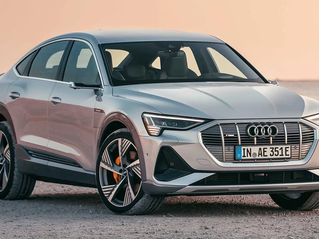 Audi e-tron: Futurismo y Potencia a Precio Asequible