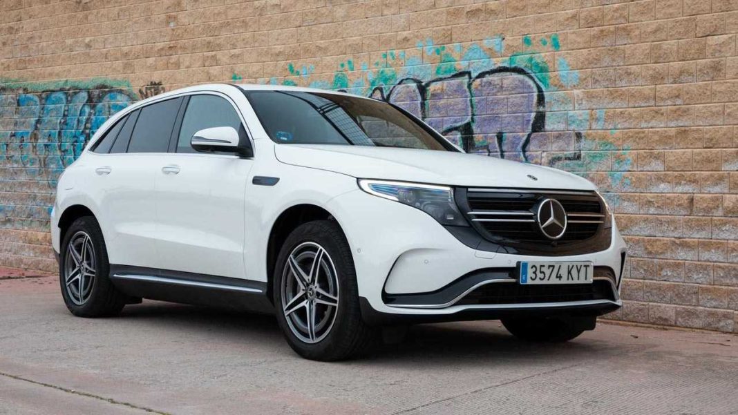 Mercedes-Benz EQC 400 4MATIC: Lujo y Movilidad Sostenible