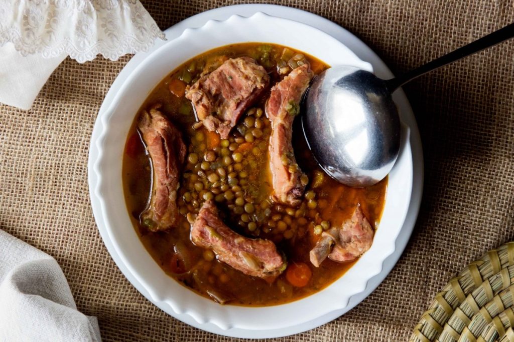 Lentejas Con Costillas De Cerdo 1