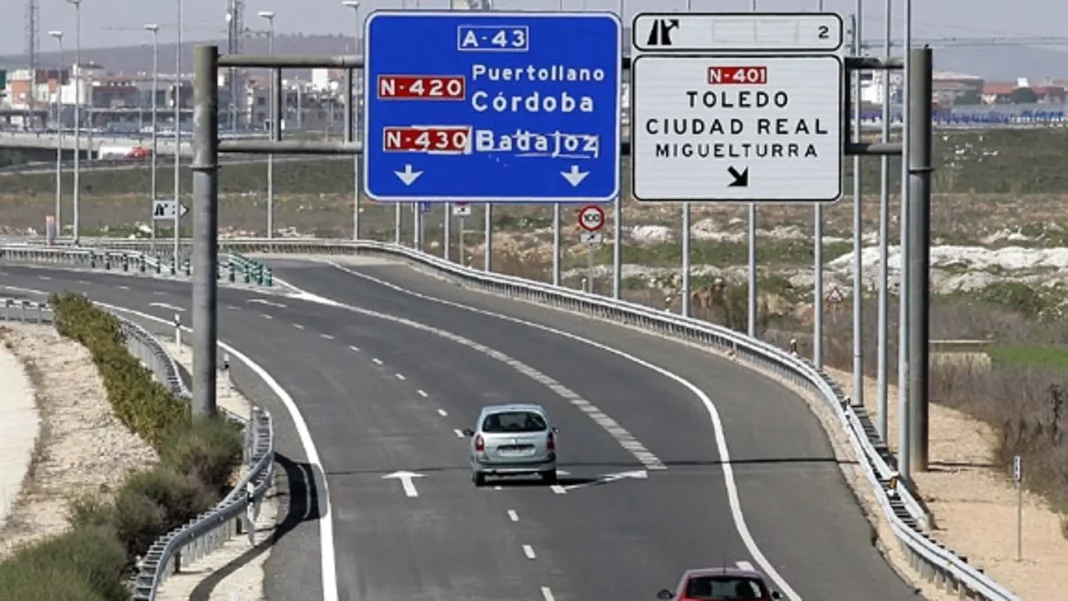 Los vehículos más rápidos y los camiones deben extremar el uso del carril derecho