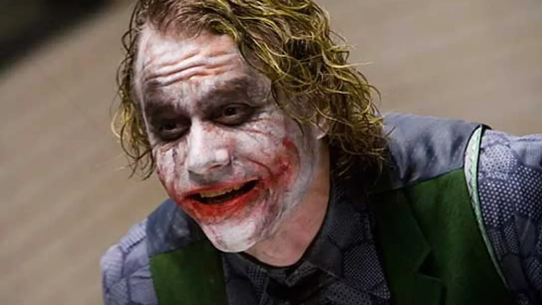 El precioso guiño que escondió el actor del Joker en la película de Batman 'El caballero oscuro'