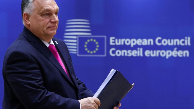 La Unión Europea Quiere Espiar Todas Tus Conversaciones Privadas Del Móvil Por Una Sola Razón