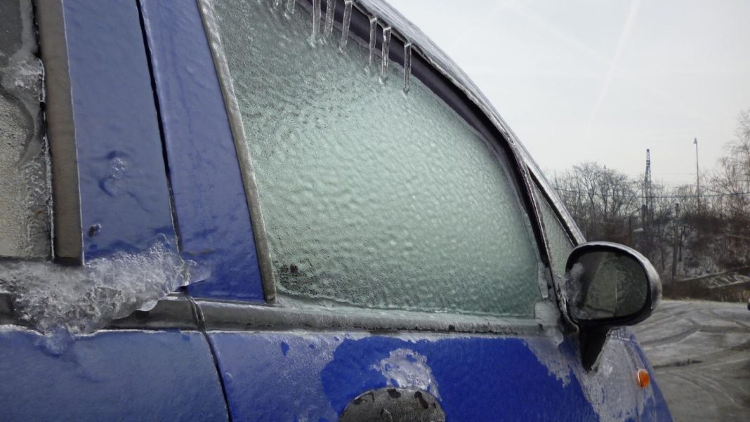 Alcohol, el gran aliado contra el hielo tenaz