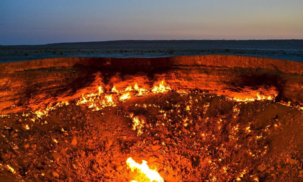 Crater De Darvaza En Turkmenistan 2