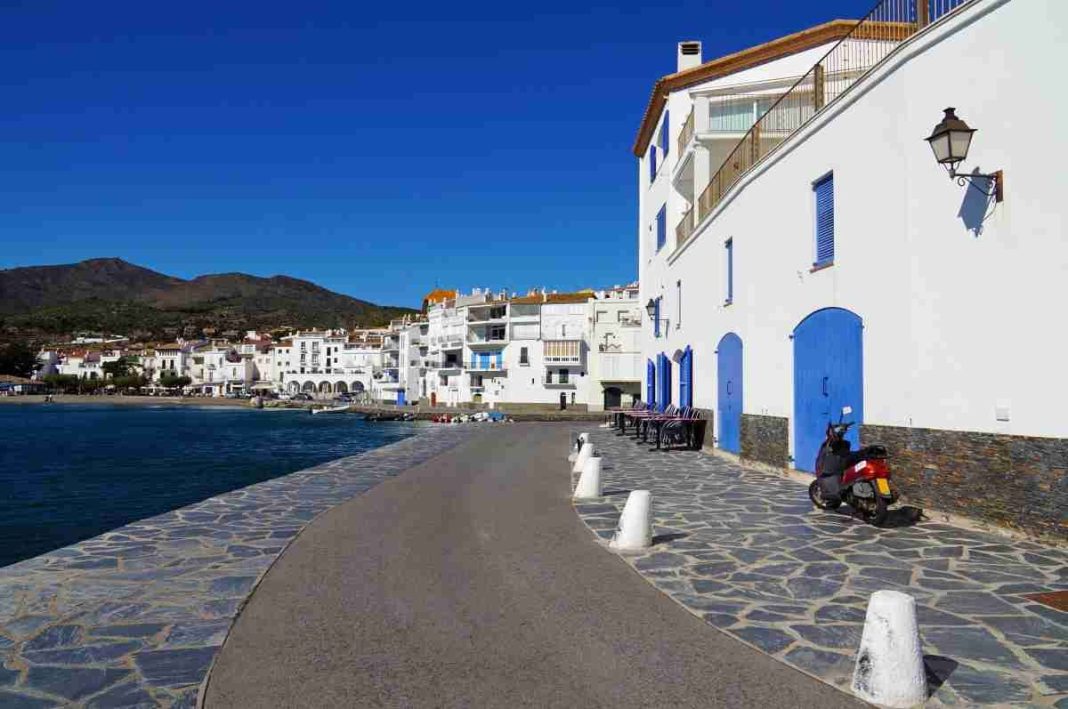 Paseo marítimo: Entre calas y miradores con vistas de ensueño