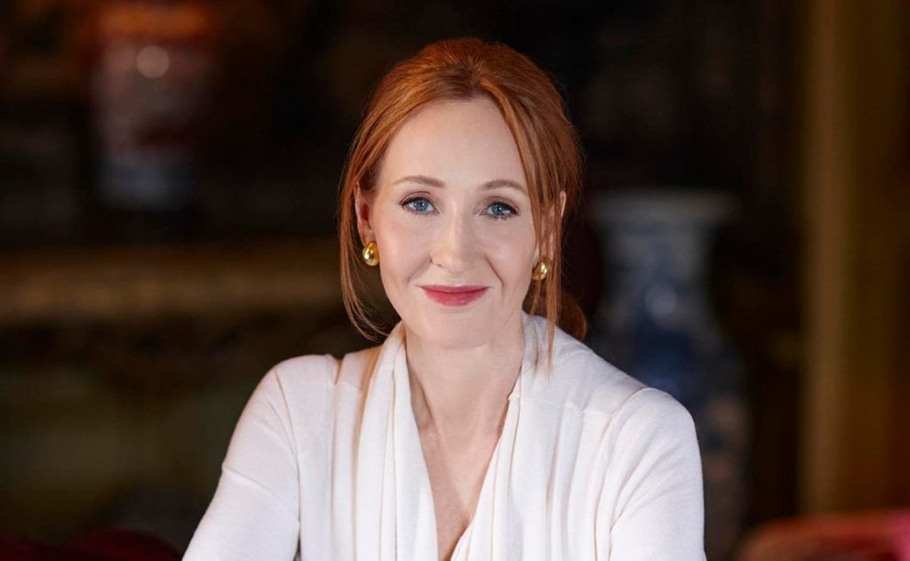 Del Éxito Literario A La Riqueza Mundial: El Ascenso Financiero De J.k. Rowling